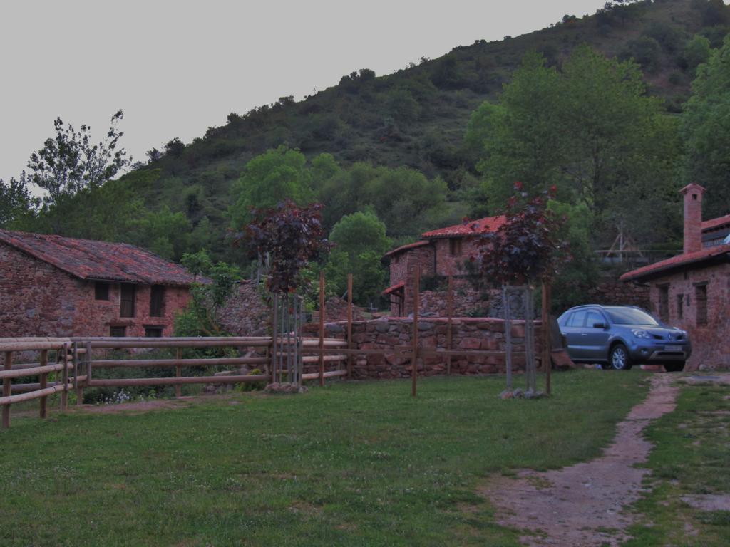Villa Casa de Montaña La Solana de Turza Exterior foto